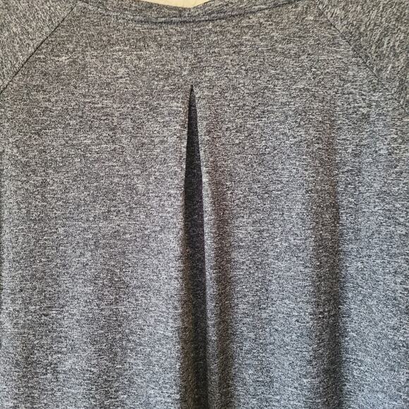 PrAna Alpenglow Top Women Sz 1X Charcoal Heather Athletic T Shirt UPF 30 Wicking - Picture 2 of 5